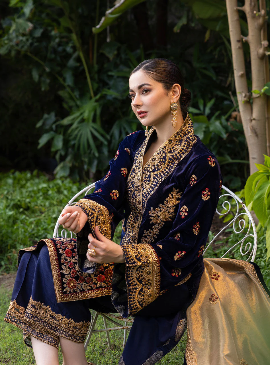 Aashna - Image 20