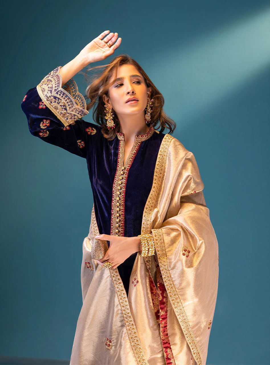 Aashna - Image 26