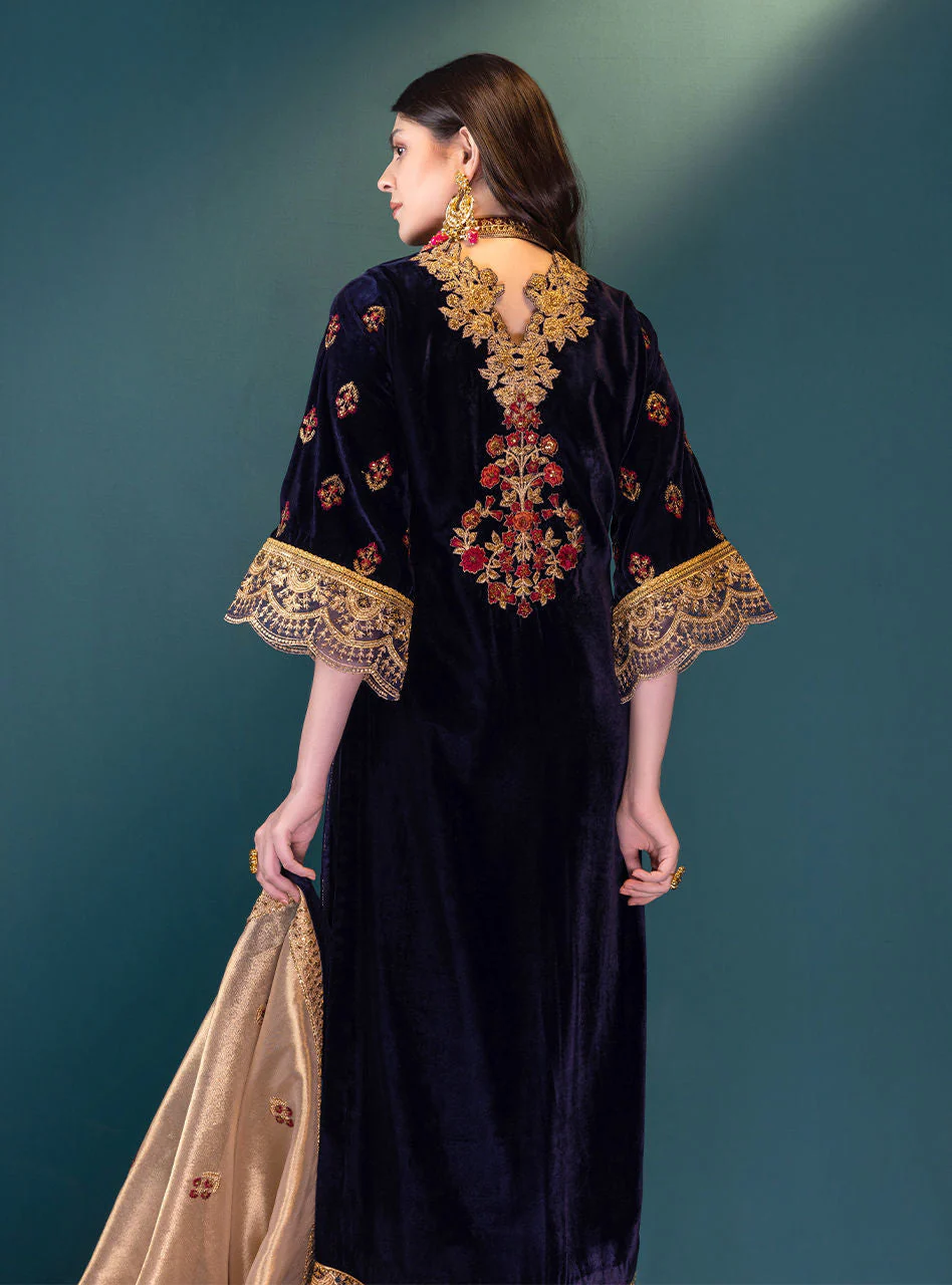 Aashna - Image 30