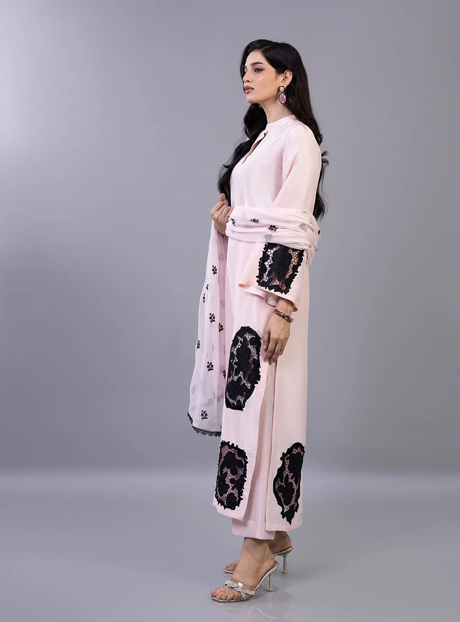 Blush Royale - Image 4