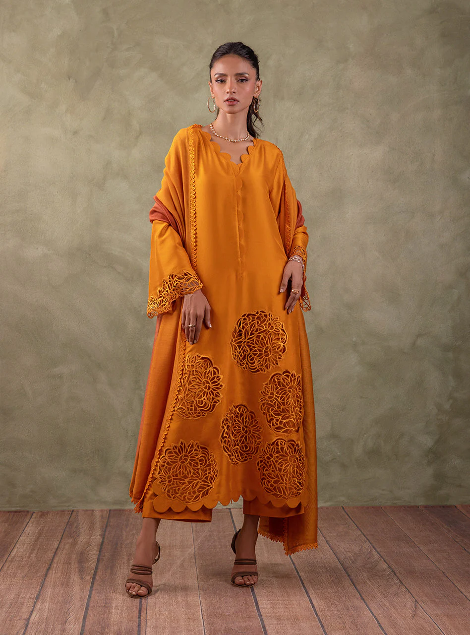 Burning Amber - Image 5