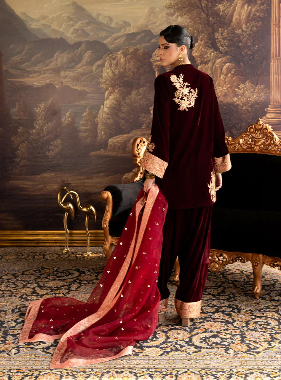 Cleo Farshi - Image 2