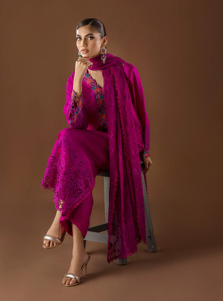 Dina - Image 8