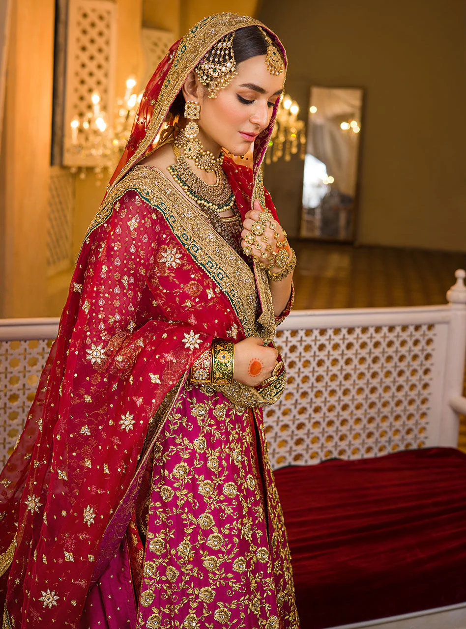 Farah - Image 7