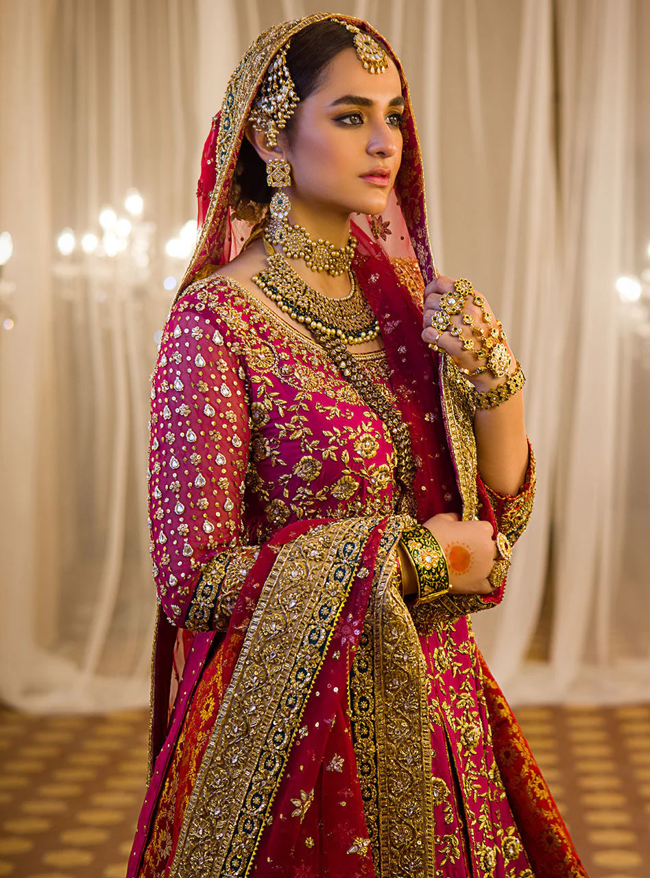 Farah - Image 8