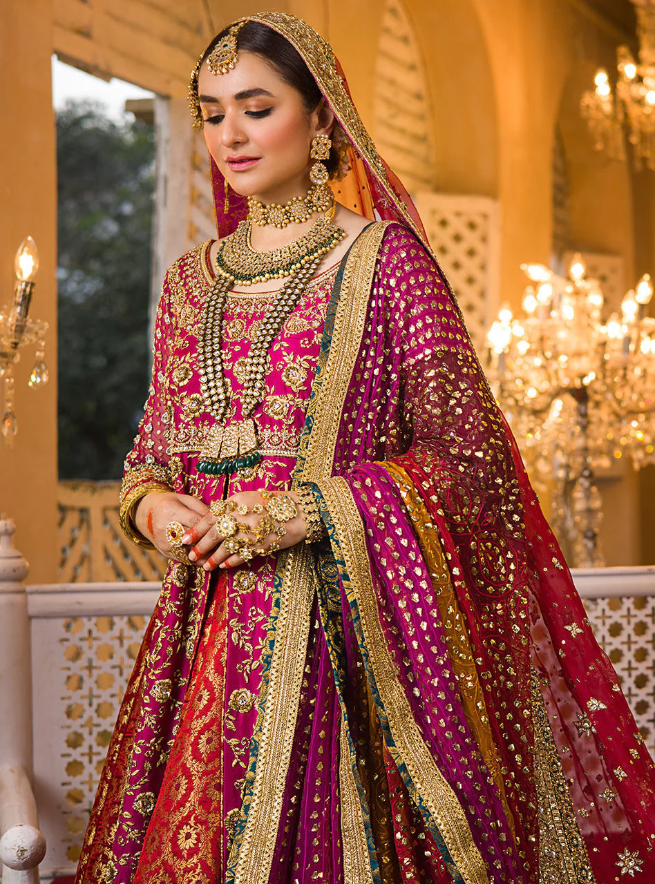 Farah - Image 9