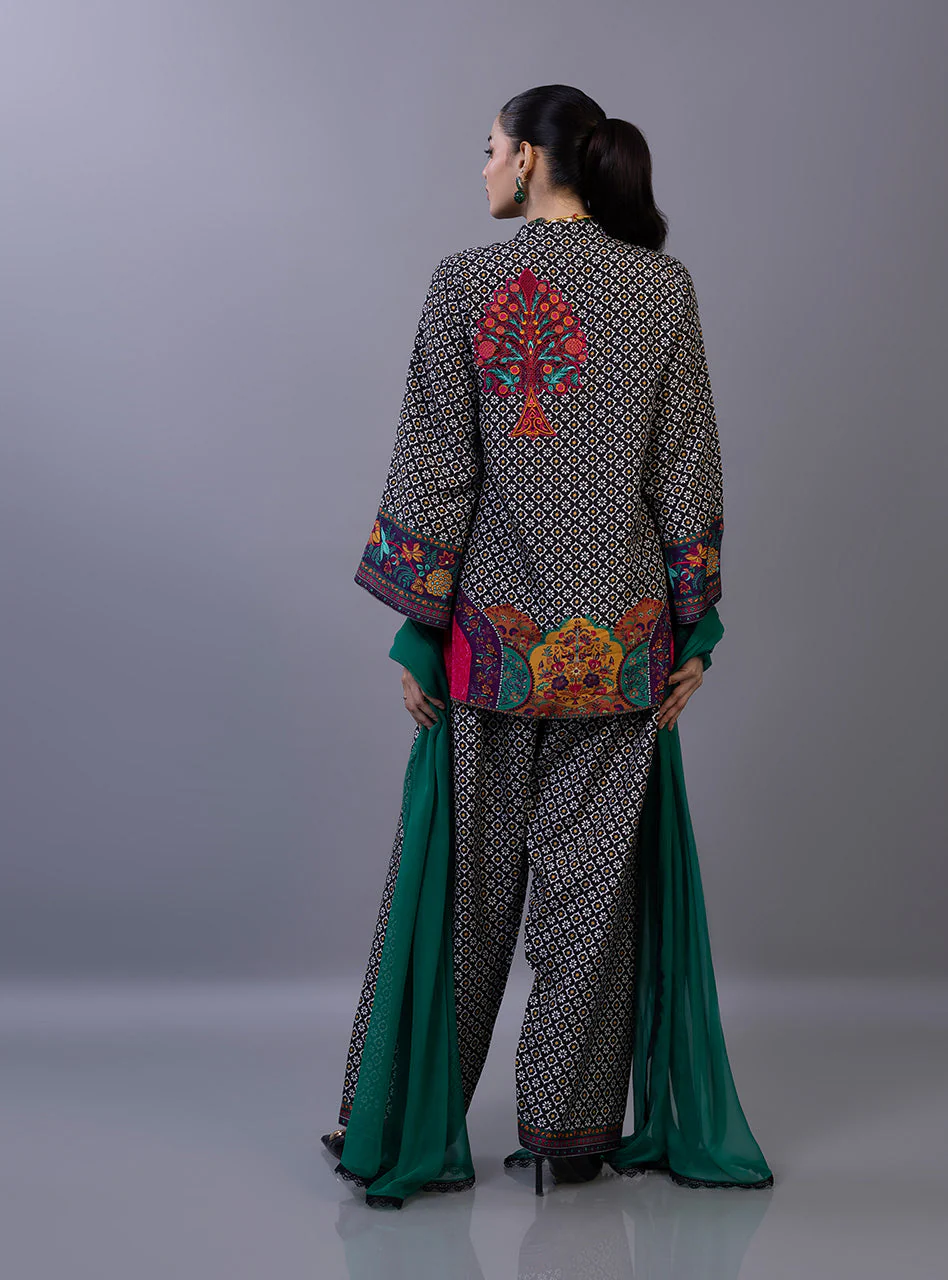Freya Farshi - Image 3