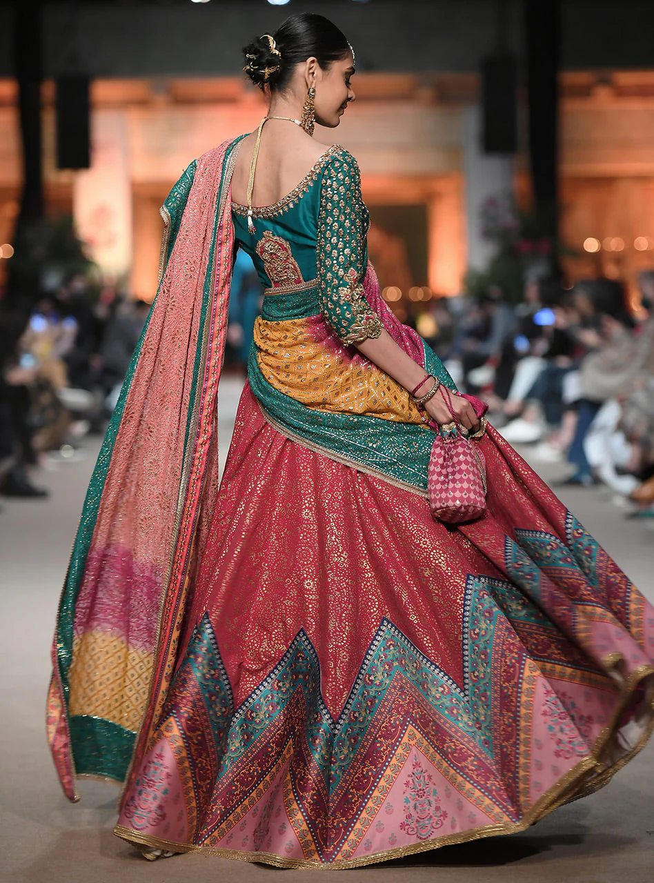 Gulrukh - Image 2