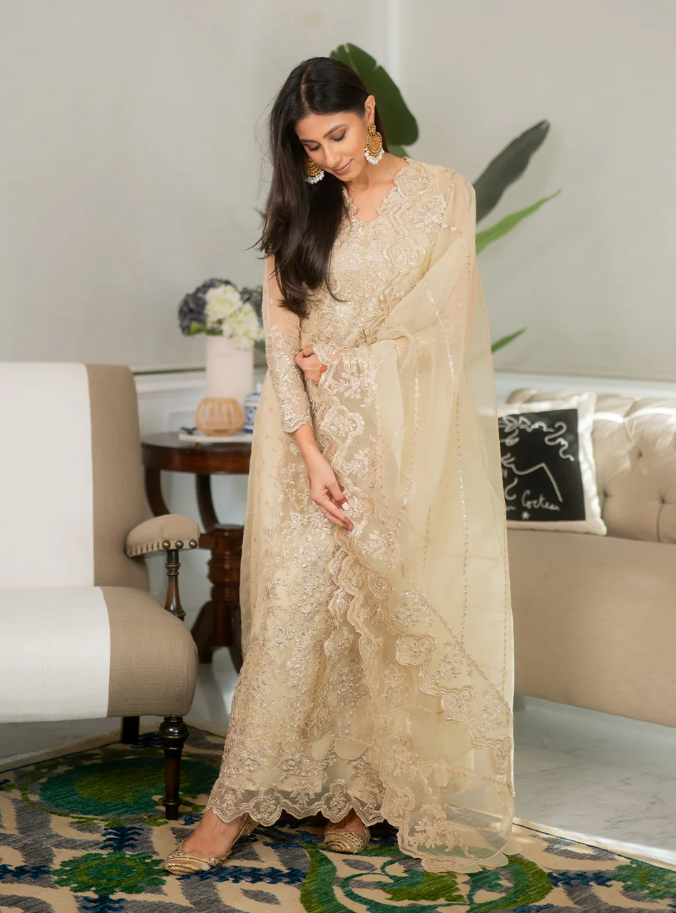 Ivana - Image 11