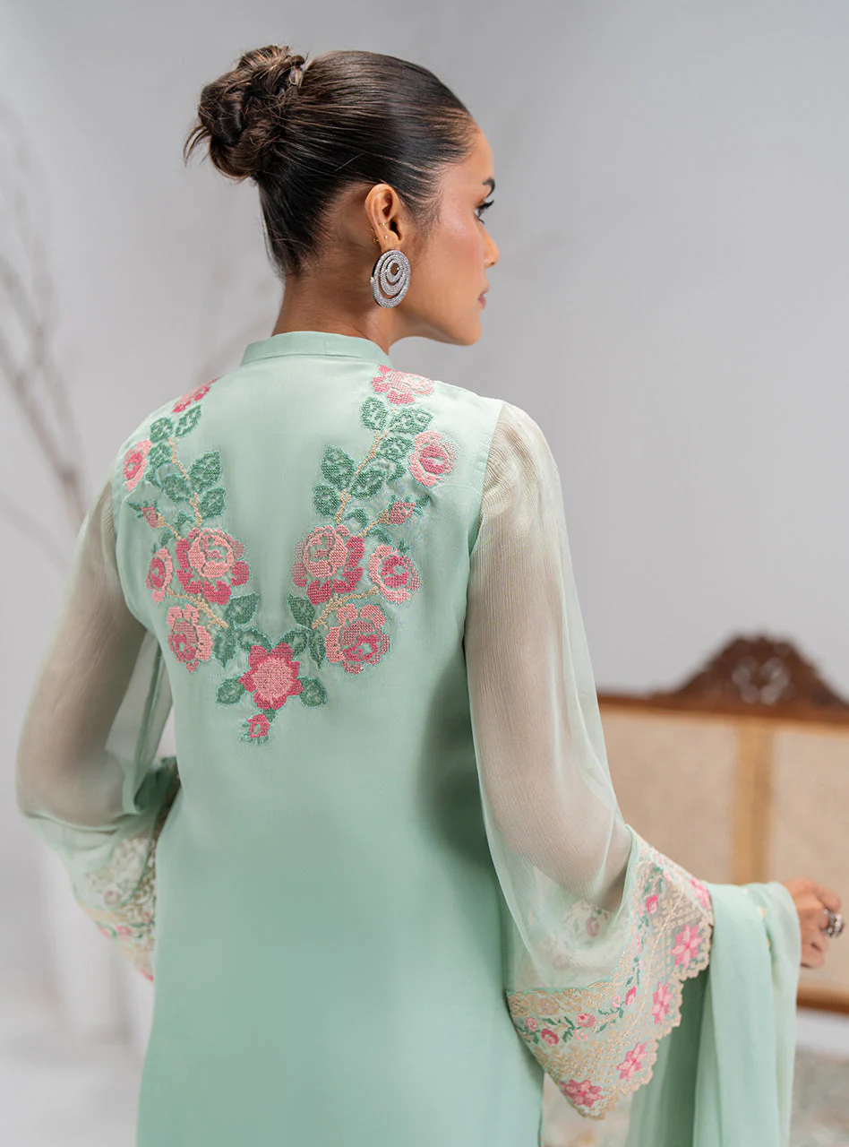 Liana - Image 5