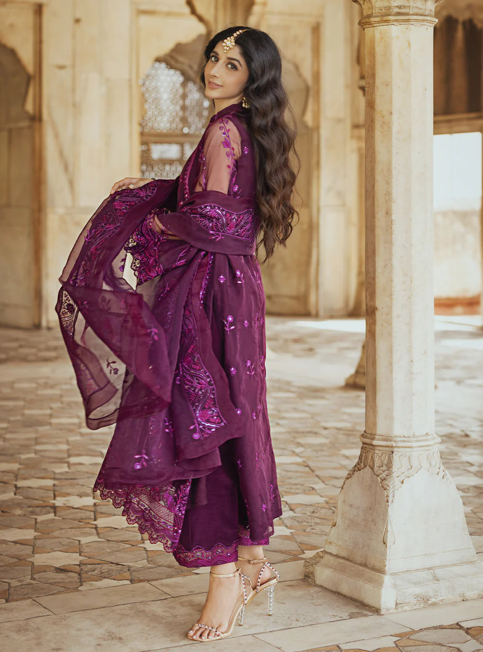 MahBano - Image 3