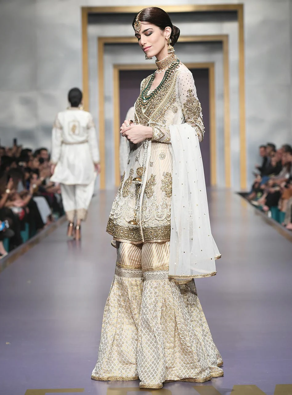 Meeras - Image 3