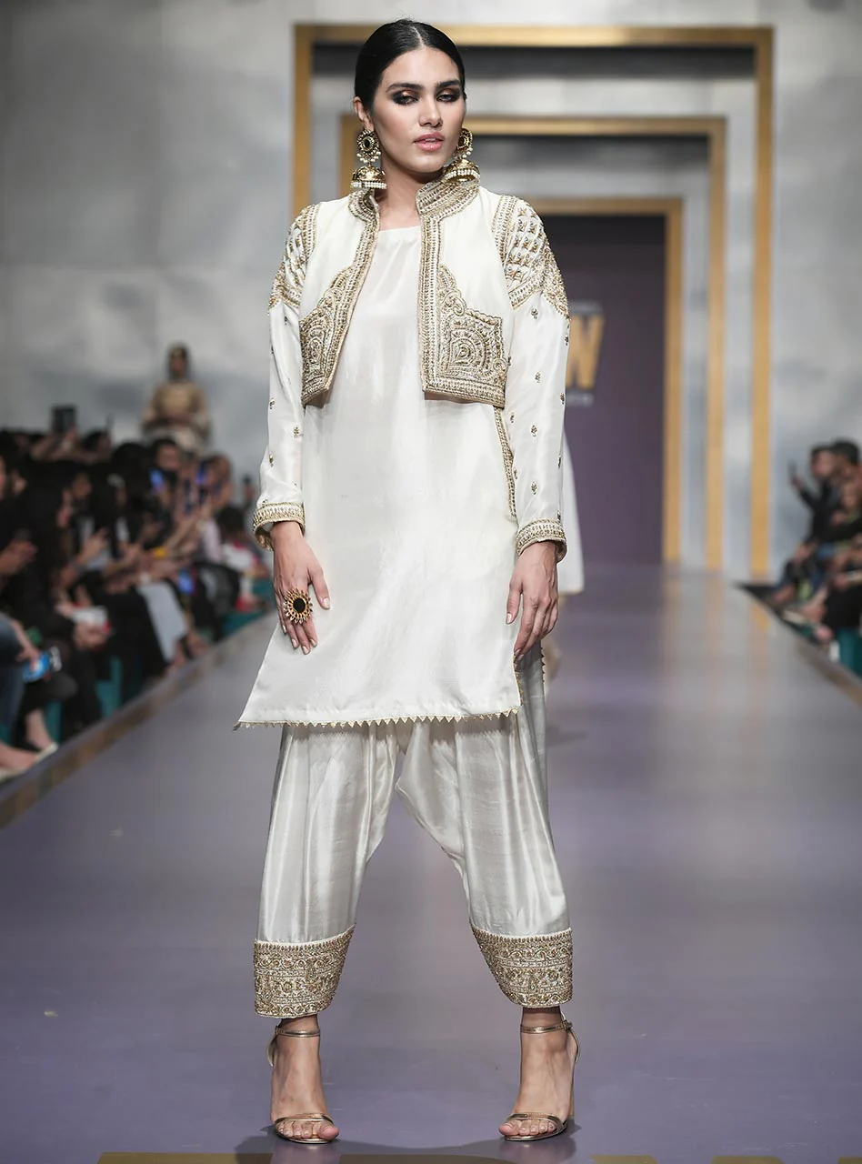 Mehrab - Image 3