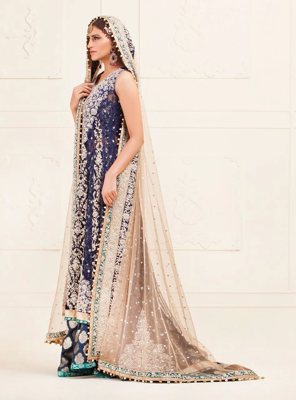 Navy Blue Floral Paneled Net Dress - Image 4