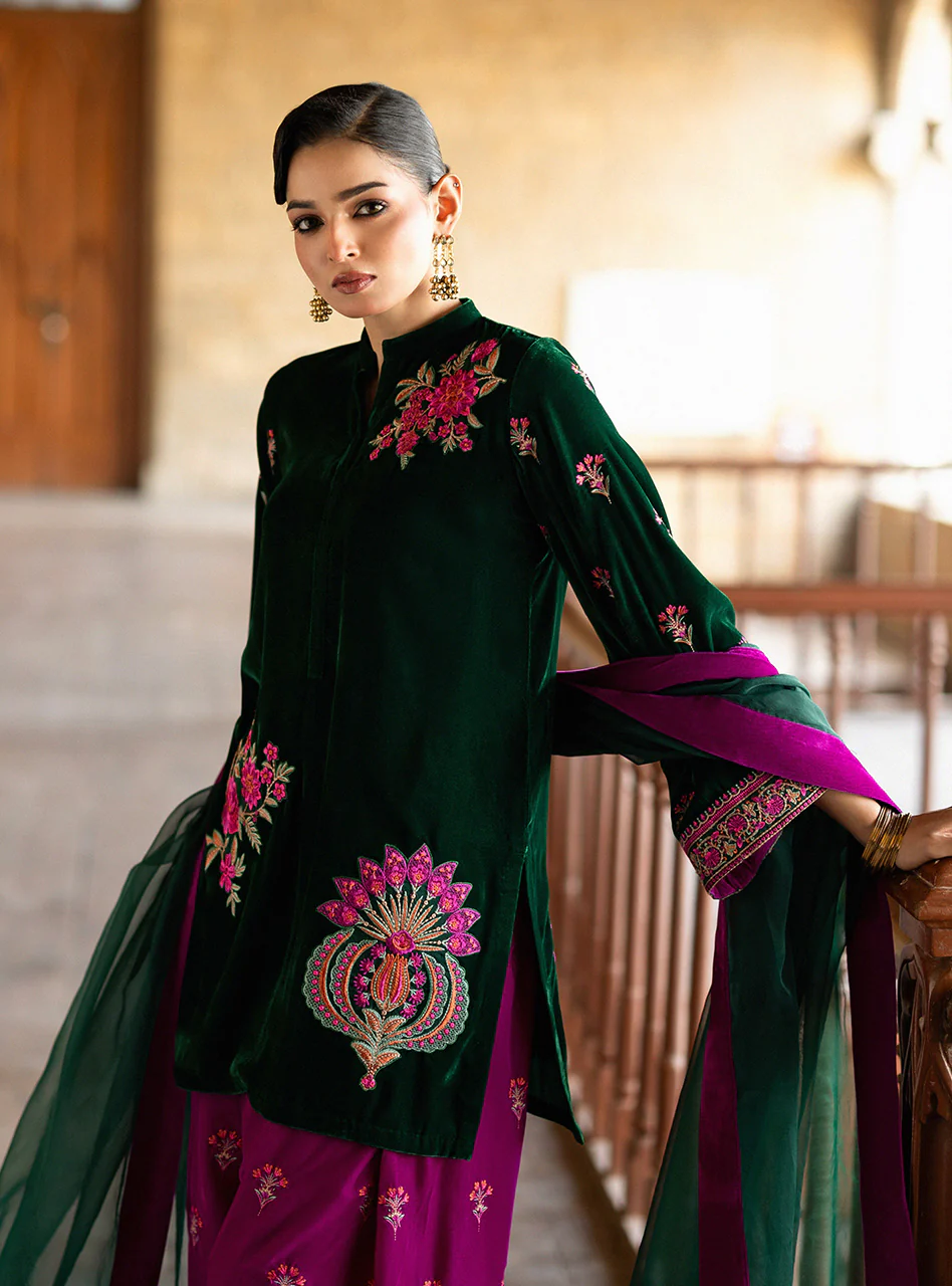 Niya Farshi - Image 5