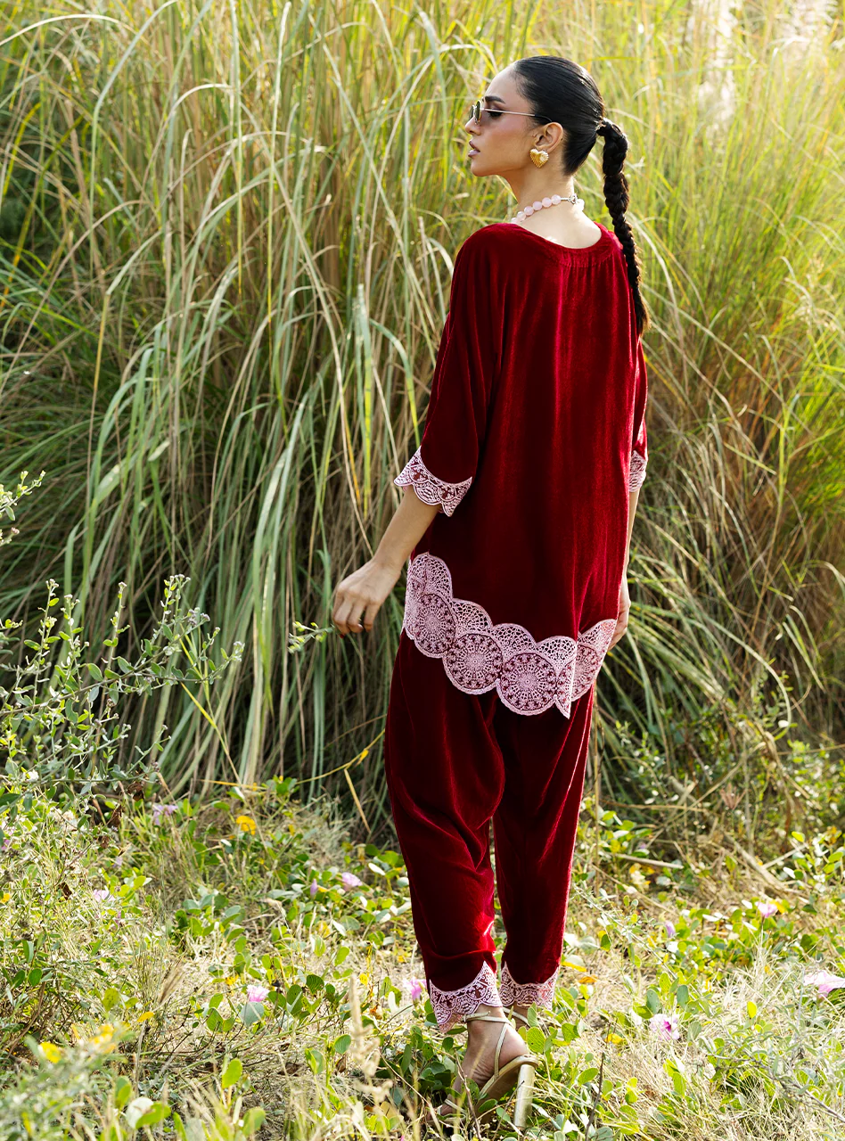 Red Velvet - Image 2