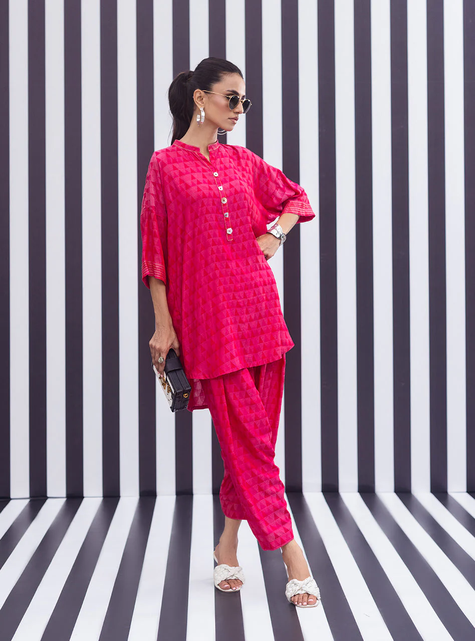 Retro Pink - Image 5