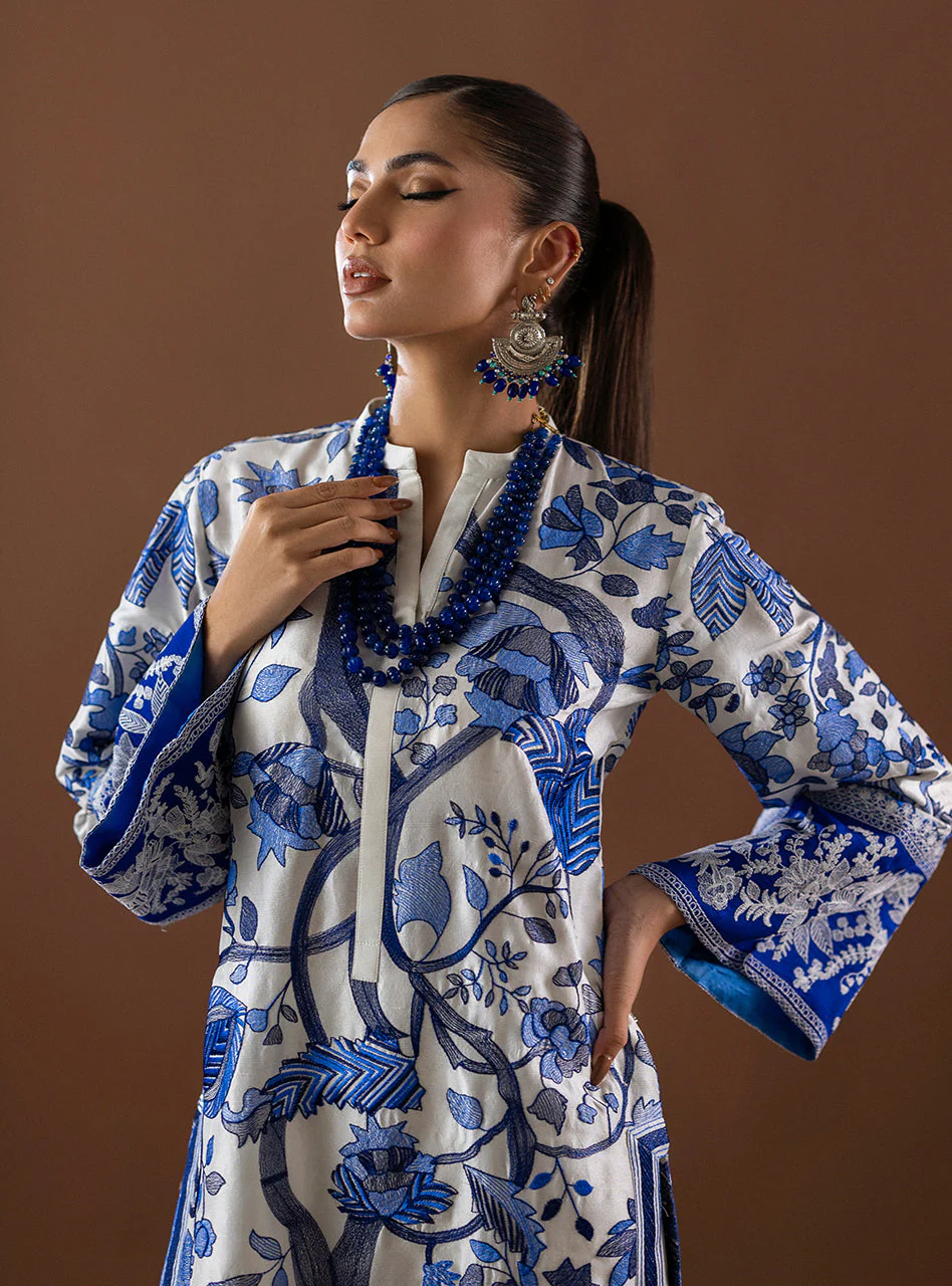 Sarina - Image 9