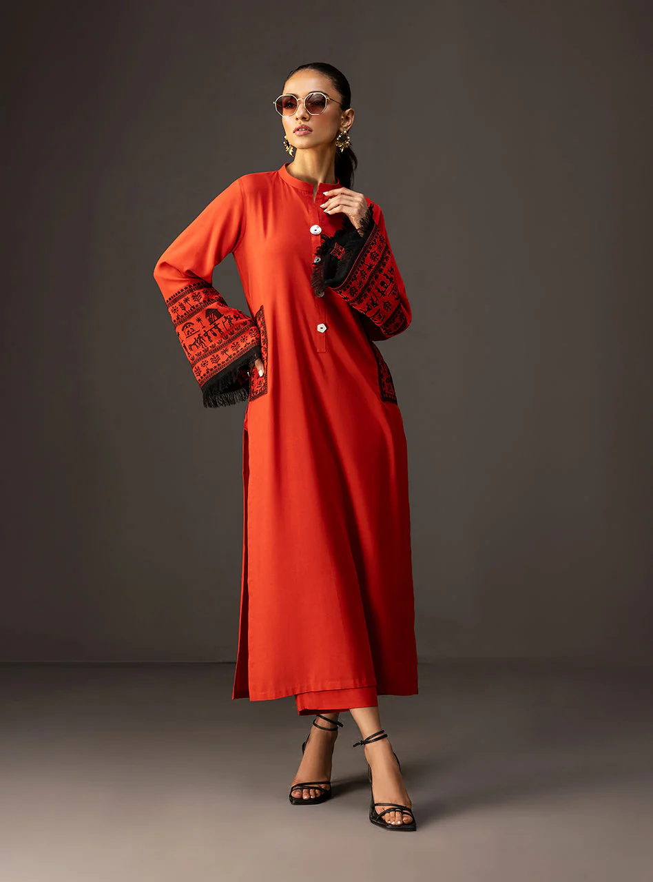 Scarlet Noir - Image 5