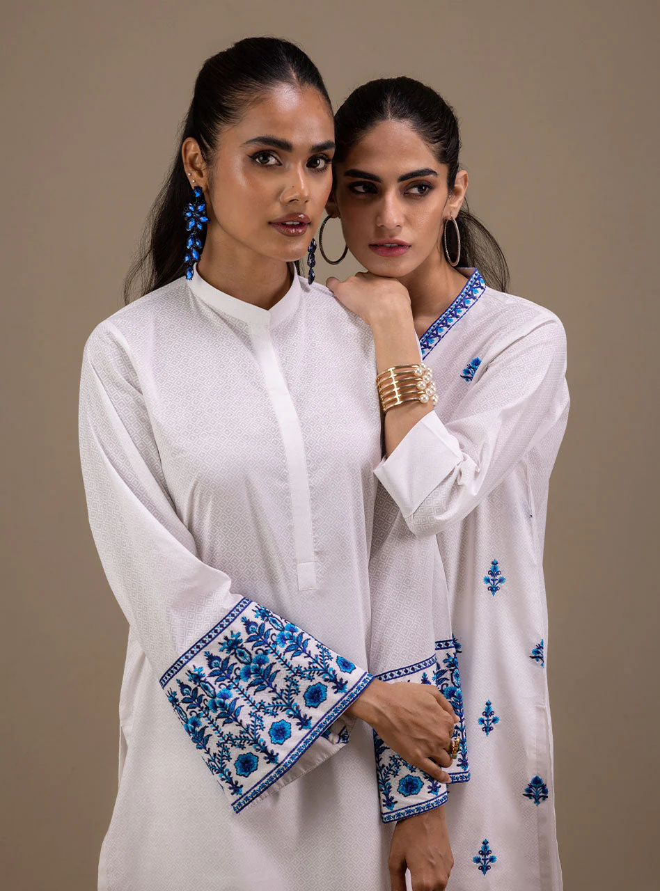 White Beauty - Image 7